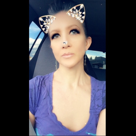 Welcome to my Closet! - Picture 5 of 11